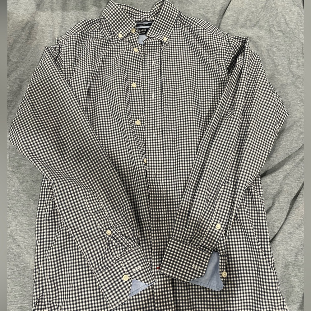 Medium mens button up